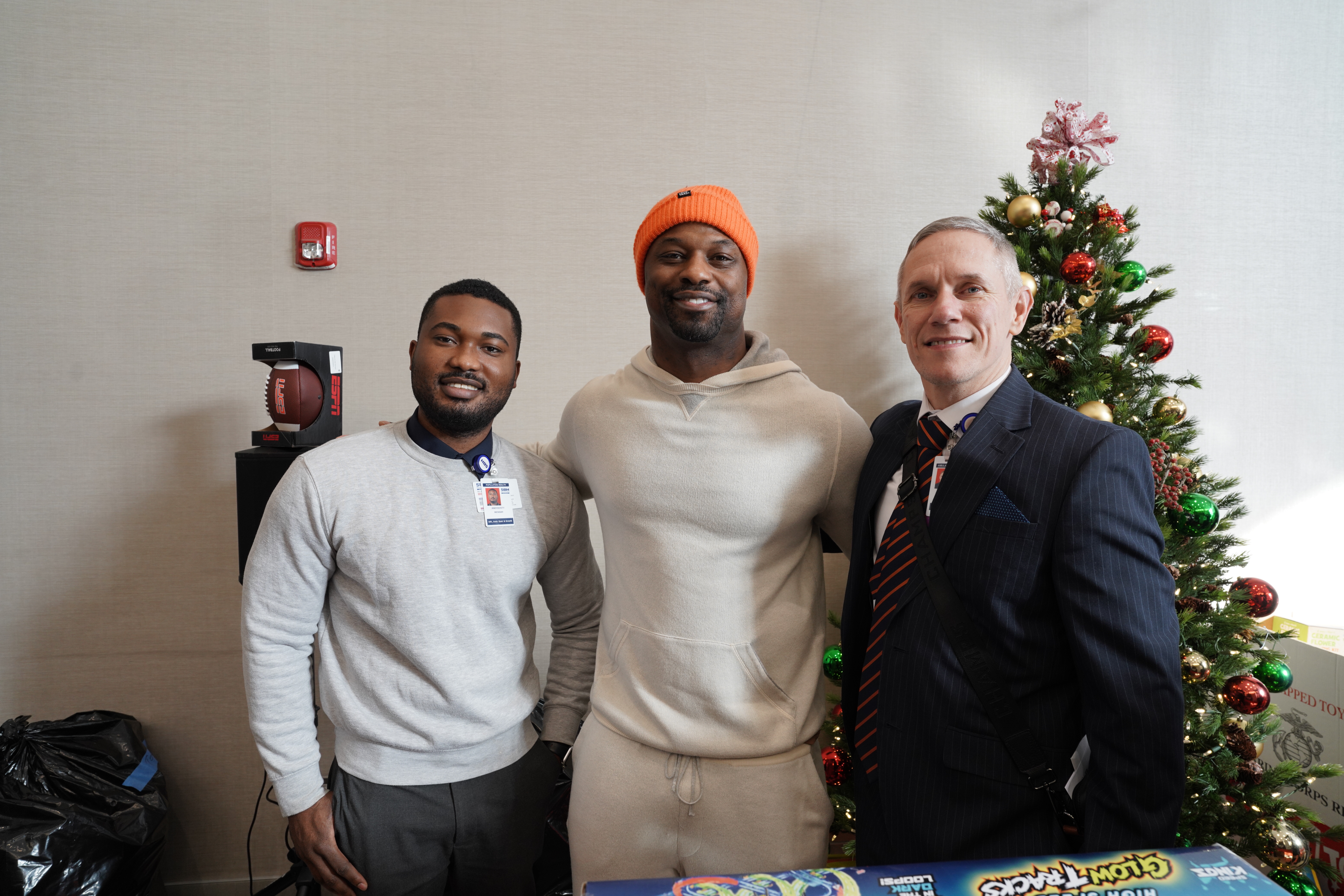 media/2025 Toys for Tots- Alvin/MJ AM Bart Scott.JPG
